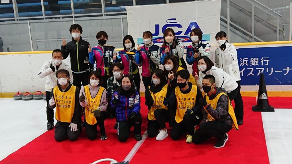 ニューズドテックも参加、横浜で開催されたカーリング教室の集合写真